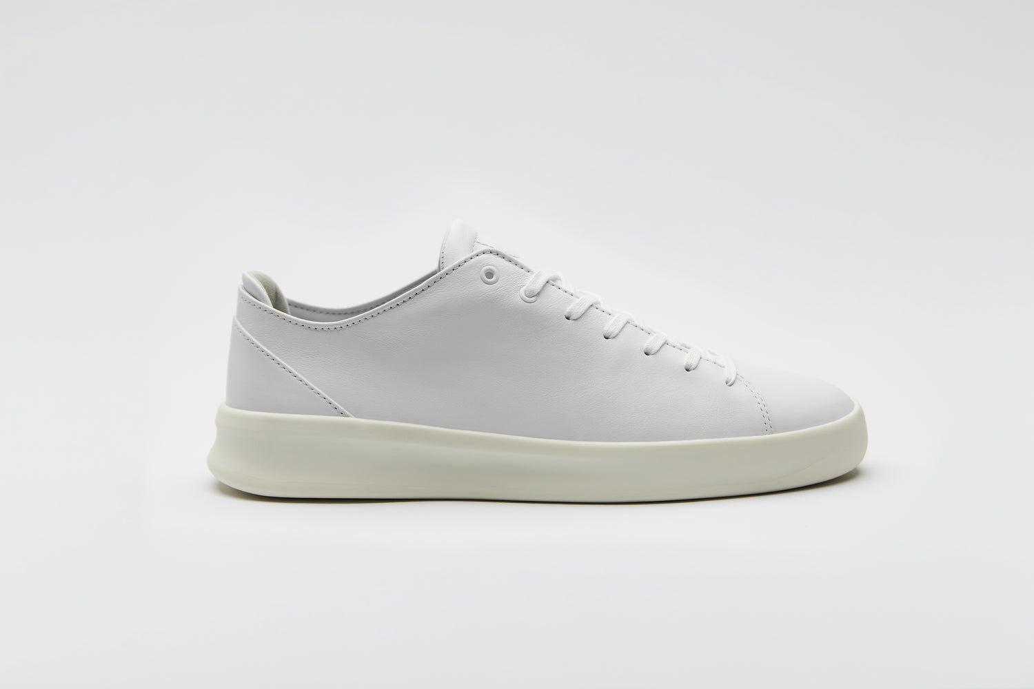Premium, white full grain leather sneaker