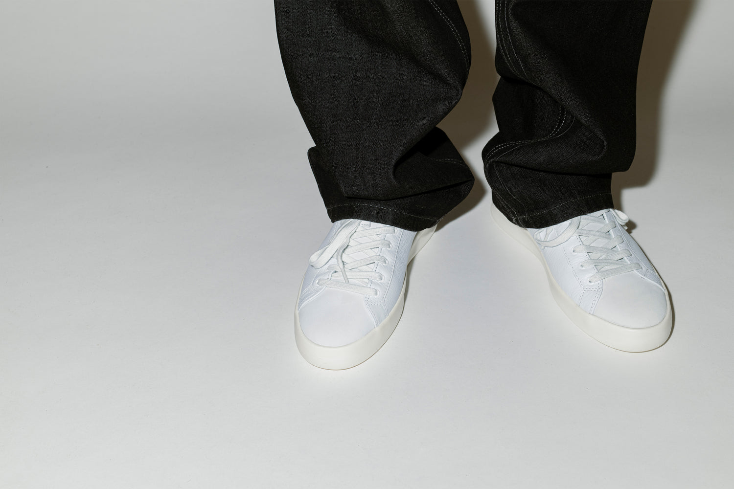 A modern interpretation of a classic tennis sneaker.