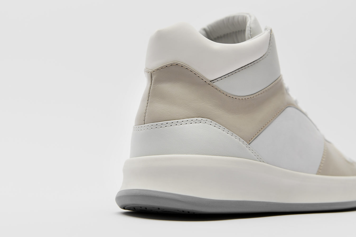 High quality finished sneaker, with premium leather.